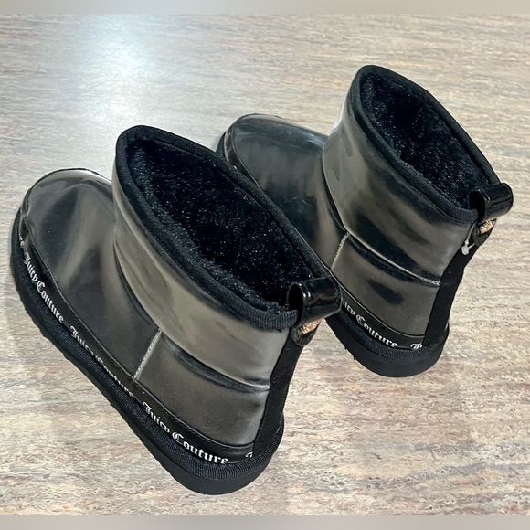 Juicy Couture clear rubber ankle boots with black faux fur - Picture 9 of 13